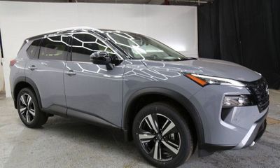 2025 Nissan Rogue SL