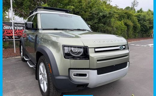 2022 Land Rover Defender 110 SE