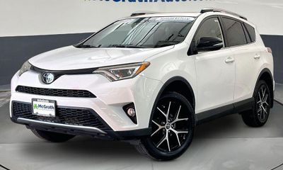 2017 Toyota RAV4 SE