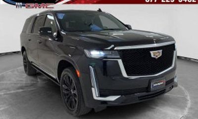 2022 Cadillac Escalade ESV Premium Luxury Platinum