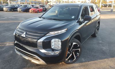 2023 Mitsubishi Outlander SEL 40TH Anniversary