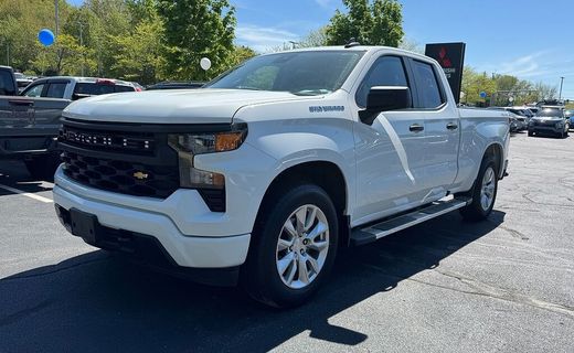 2023 Chevrolet Silverado Custom
