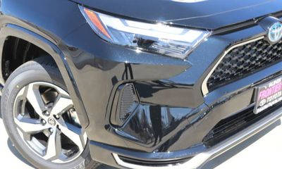 2023 Toyota RAV4 Prime phev SE