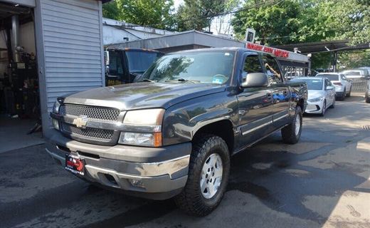 2005 Chevrolet Silverado LS