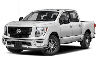 2022 Nissan Titan SV