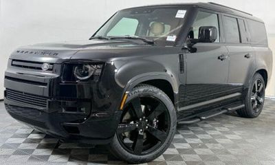 2026 Land Rover Defender 130 Limited Edition