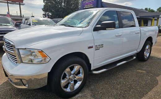 2019 Ram 1500 SLT