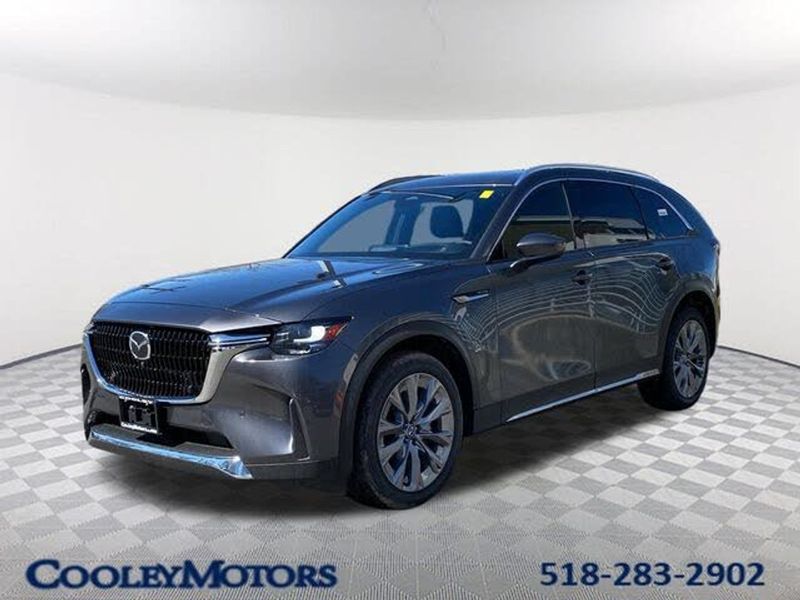 2026 Mazda CX-90 — a typically priced live listing