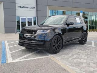 2025 Land Rover Range SE