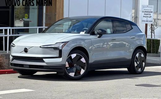 2026 Volvo EX30 Plus