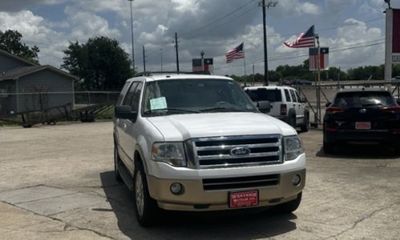 2011 Ford Expedition XLT King Ranch