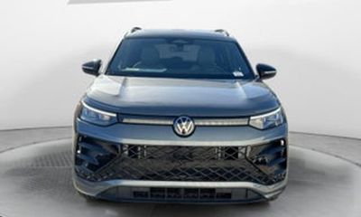 2026 Volkswagen Tiguan 4MOTION SE Black