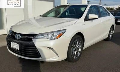 2017 Toyota Camry LE SE XLE