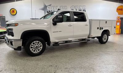 2024 Chevrolet Silverado HD LT