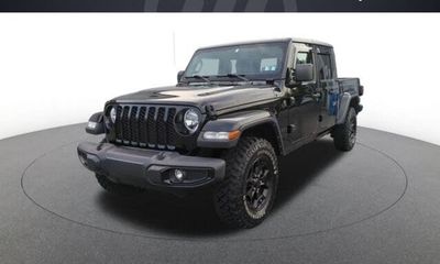 2022 Jeep Gladiator Sport