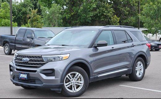 2021 Ford Explorer XLT