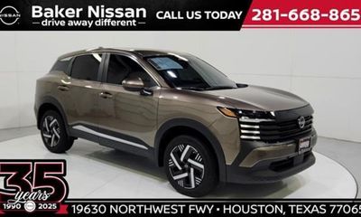 2025 Nissan Kicks MPV SV