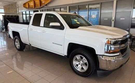 2018 Chevrolet Silverado LT