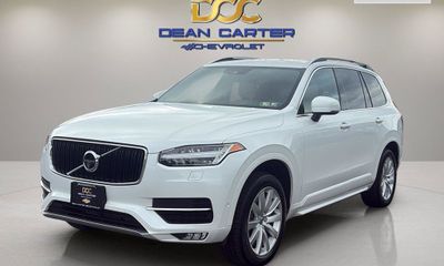 2018 Volvo XC90 Momentum