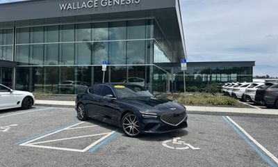 2023 Genesis G70 2 0T Sport