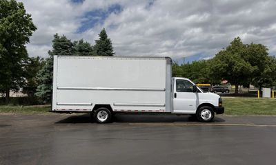 2021 GMC Savana