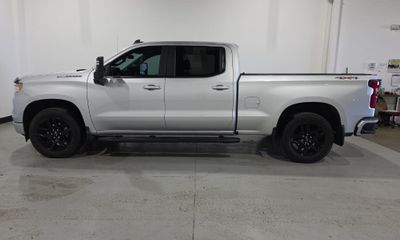 2022 Chevrolet Silverado RST