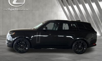 2023 Land Rover Range SE