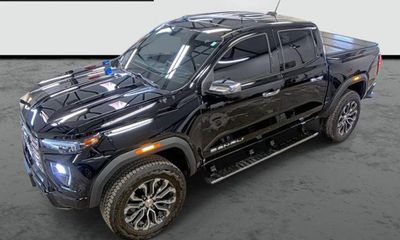 2024 GMC Canyon Denali