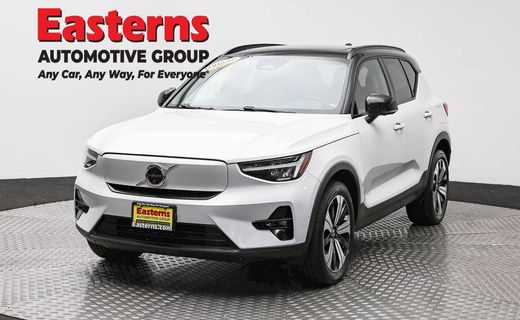 2023 Volvo XC40 Plus Dark