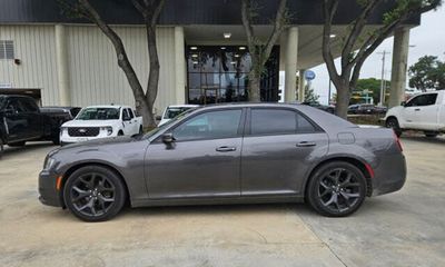 2021 Chrysler 300 300S