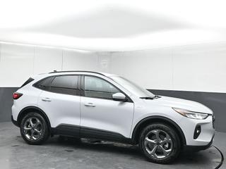 2025 Ford Escape ST Line Select