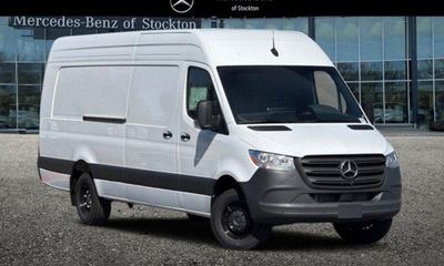 2026 Mercedes-Benz Sprinter 907 VS30
