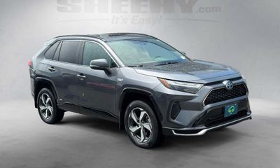 2023 Toyota RAV4 Prime PHEV SE