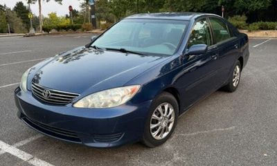 2005 Toyota Camry XLE