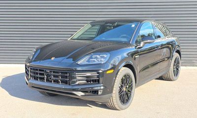 2026 Porsche Cayenne E Hybrid Coupe