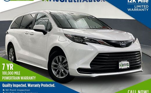 2025 Toyota Sienna LE