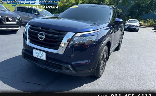 2023 Nissan Pathfinder SV