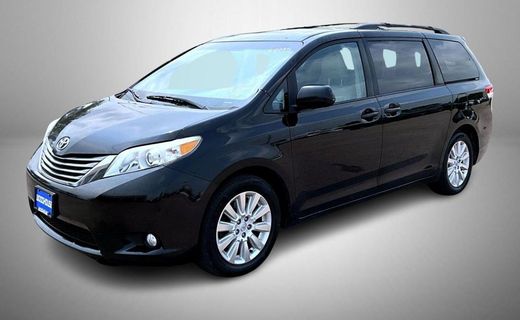 2013 Toyota Sienna XLE