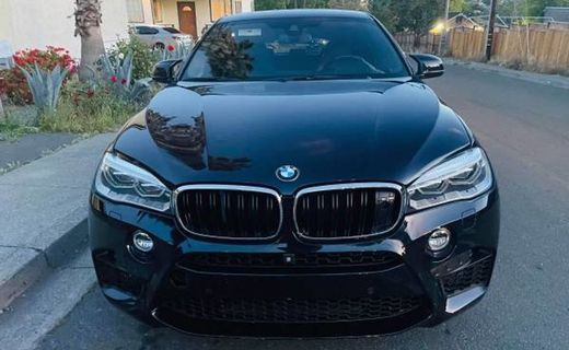 2015 BMW X6 M