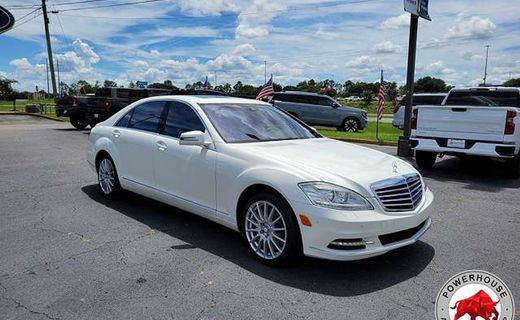 2011 Mercedes-Benz S-Class S550