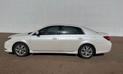 2011 Toyota Avalon Base
