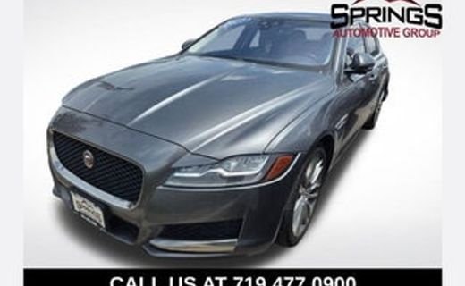 2017 Jaguar XF Prestige