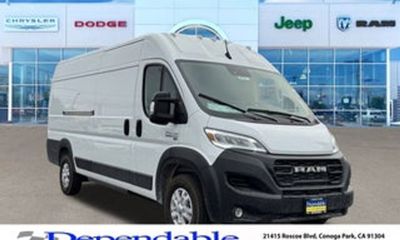 2026 Chevrolet Express 3500 Cutaway 139