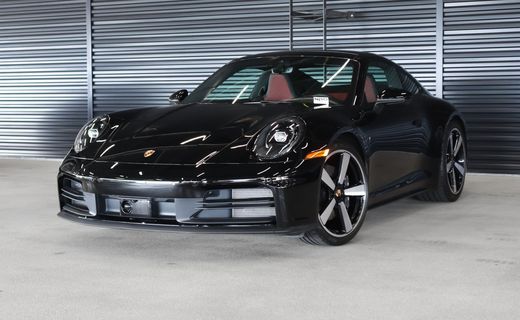 2025 Porsche 911 Carrera