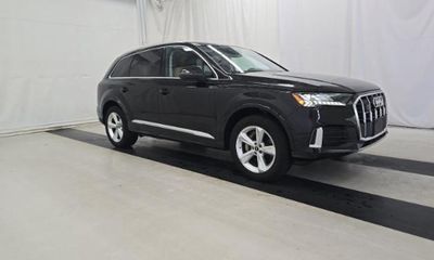 2023 Audi Q7 Quattro Premium Plus