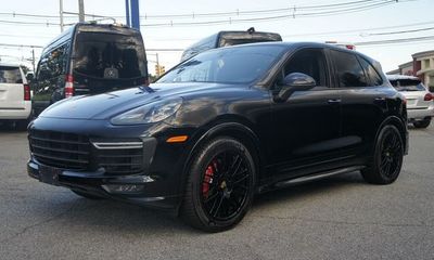 2016 Porsche Cayenne GTS