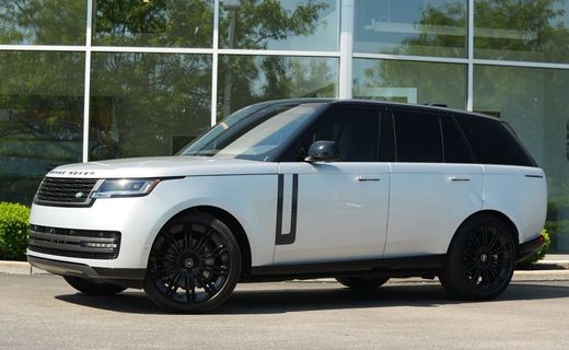 2025 Land Rover Range SE