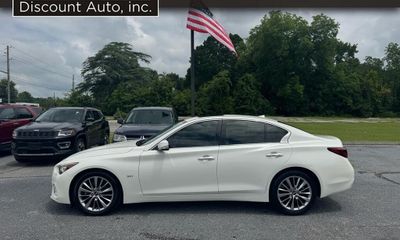 2018 Infiniti Q50 30T Luxe