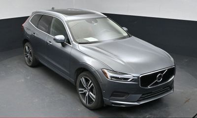 2019 Volvo XC60 Momentum