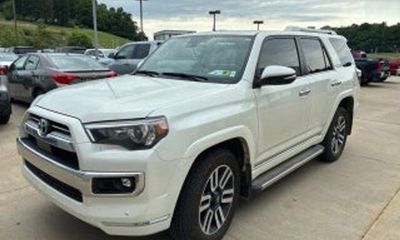 2023 Toyota 4RUNNER Limited